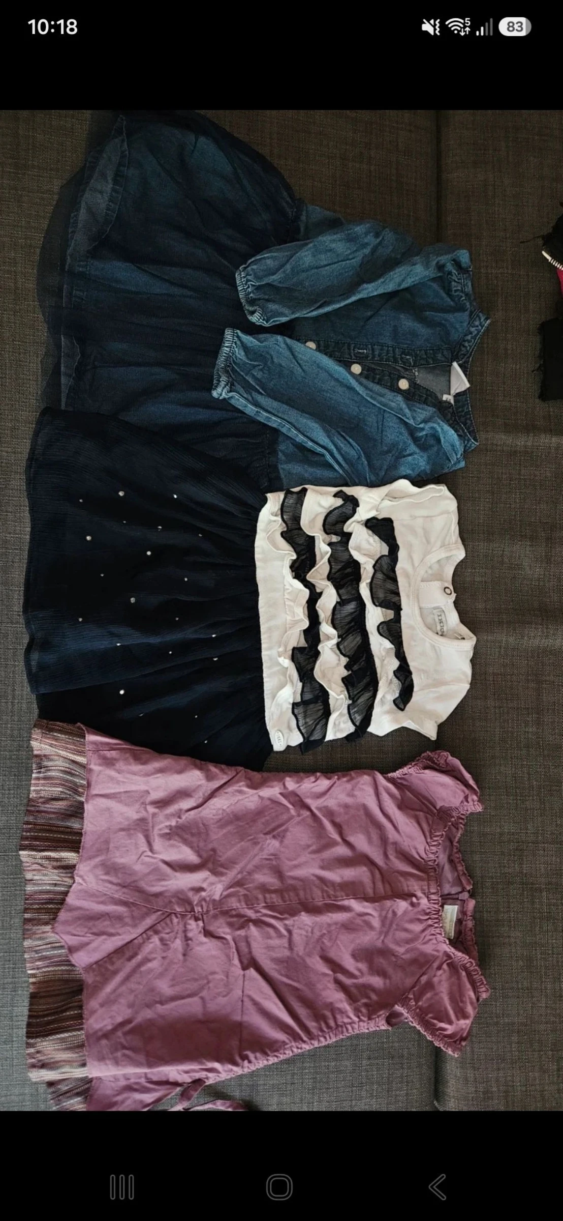 Lot robe 12 mois en très bon état